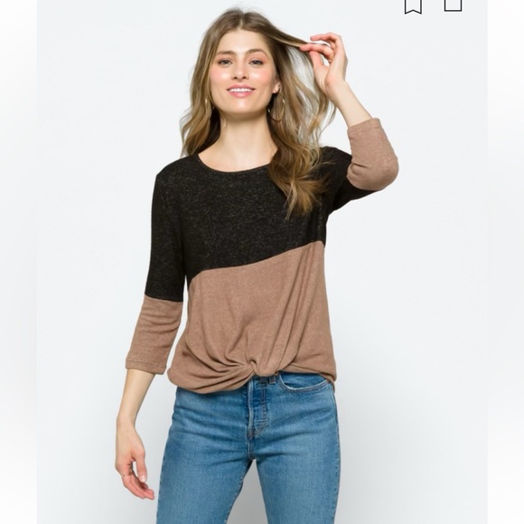 Market & Spruce Knit Top - Picture 2 of 9